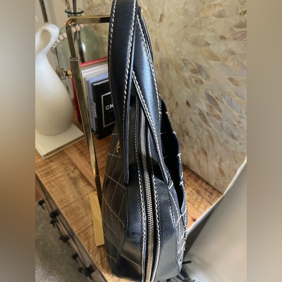 CHANEL Wild Stitch Calfskin Leather Handbag Purse - Picture 5 of 16